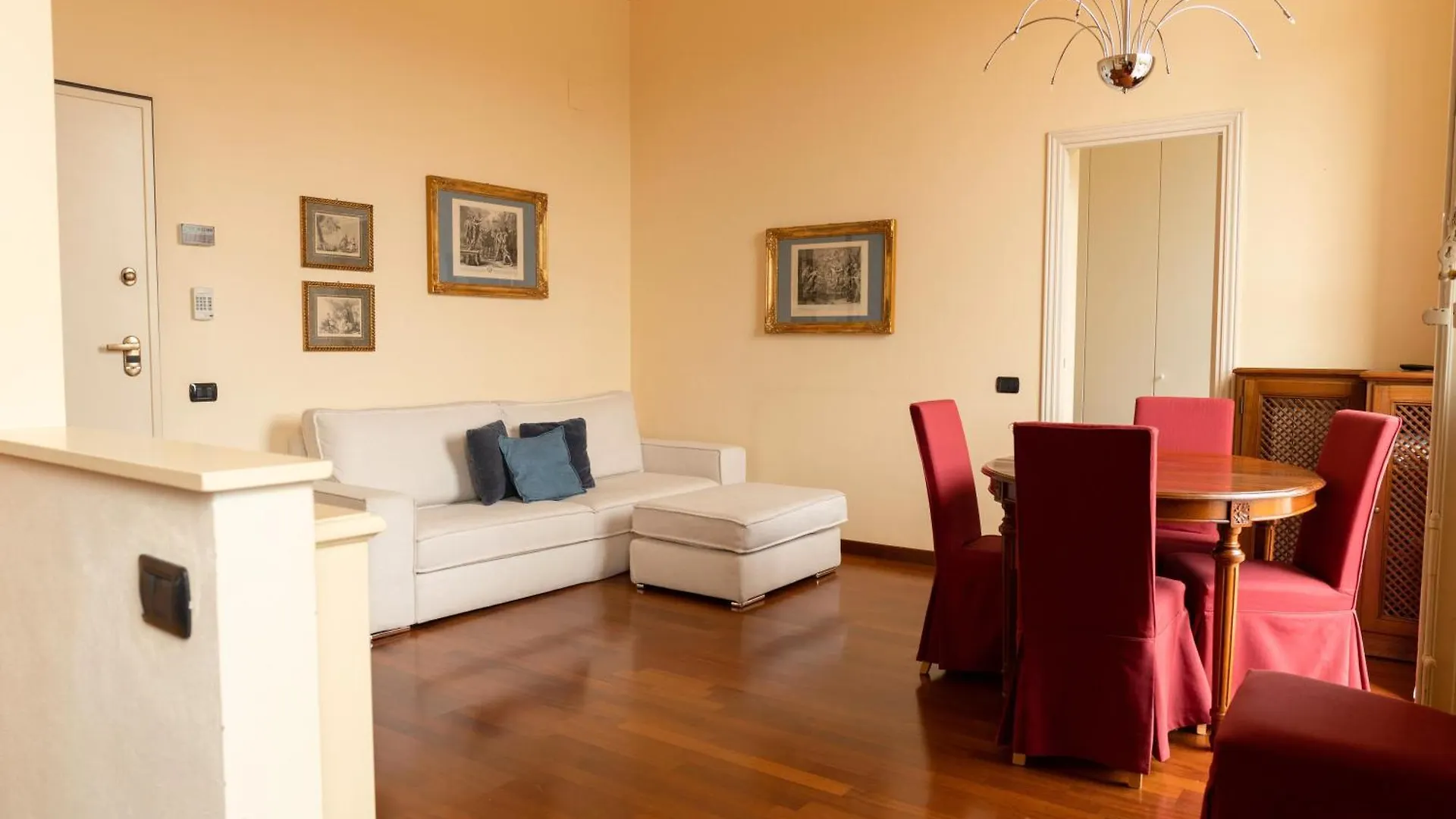 Apartamento Lucca Storica Parcheggio Incluso Italia