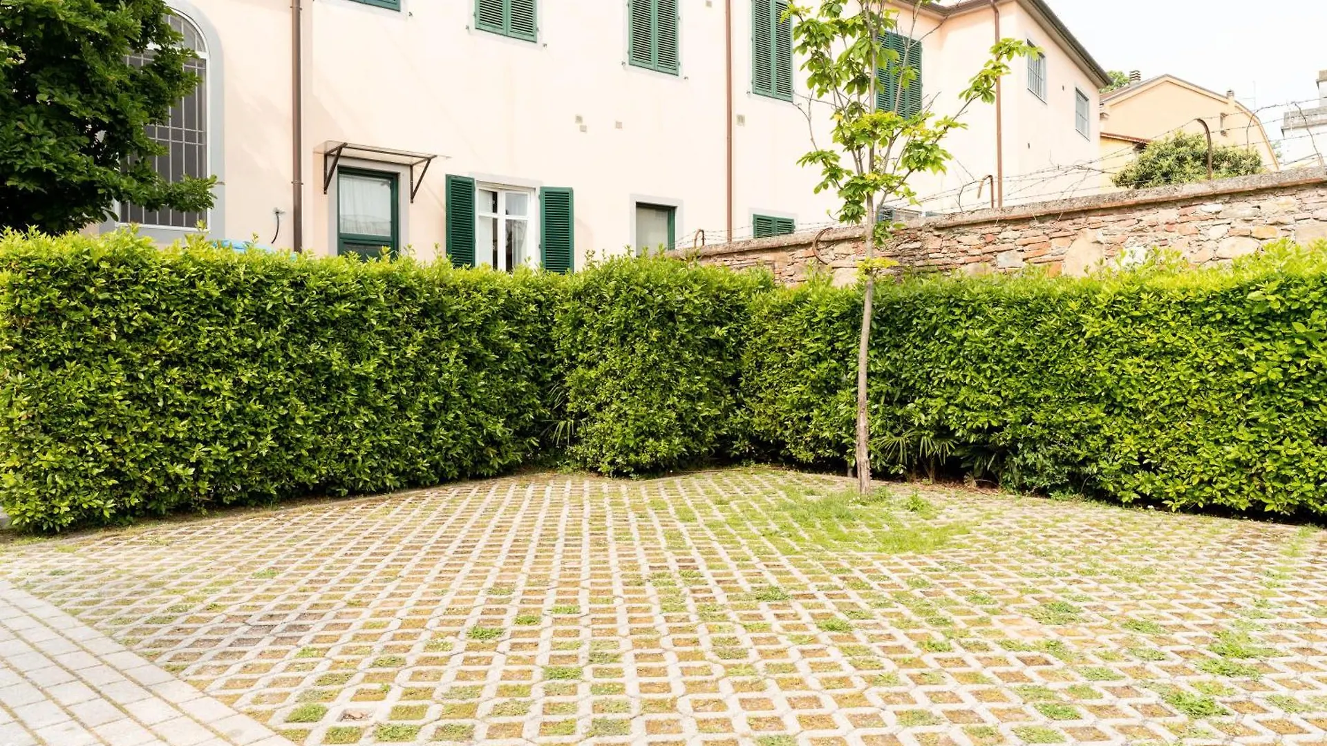 Lucca Storica Parcheggio Incluso Apartment